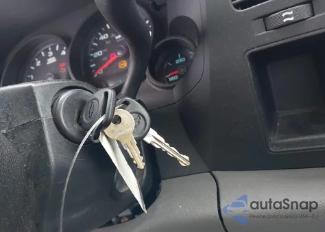 2009 Chevrolet Silverado 1500 Work Truck z USA, uszkodzony, nr VIN 1GCEC14X69Z137544